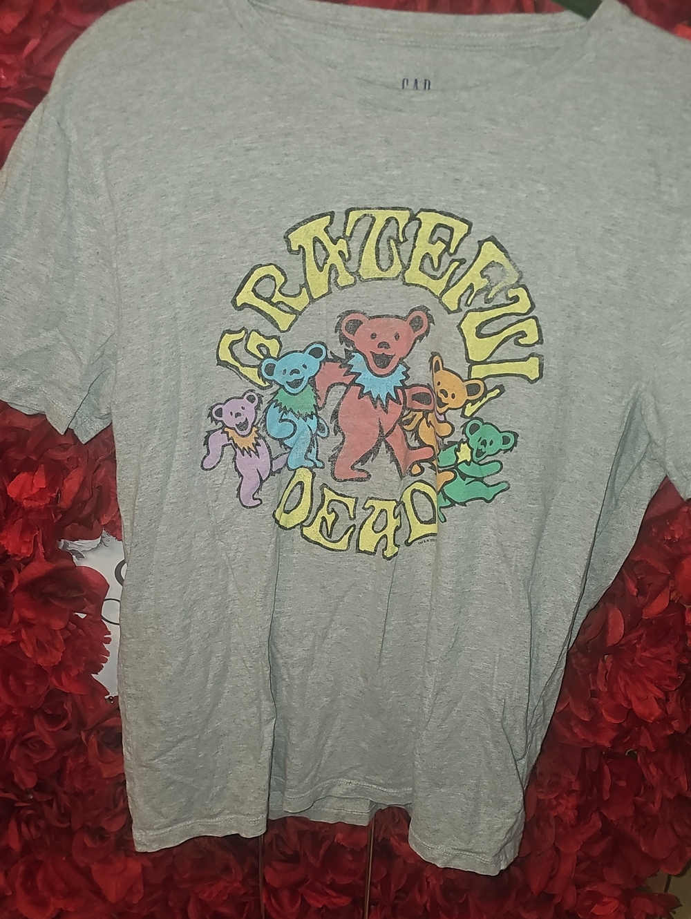 GAP Gray Short-Sleeve Tee with Colorful Dancing Bears Graphic Size Medium